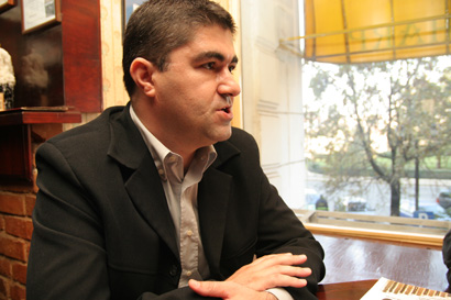 Manageri de inchiriat