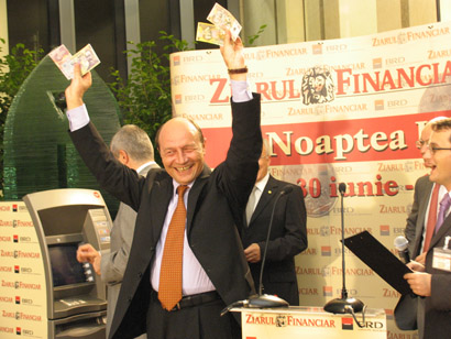 UN AN DE RECORDURI IN AFACERI