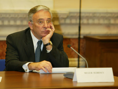CREDITE: CADEREA AVALANSEI