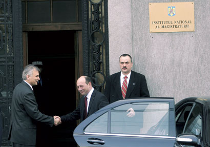 Cei care ii judeca pe judecatori