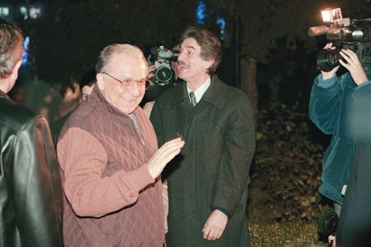 Batranete linistita, domnule Iliescu!