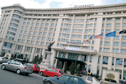 HOTELURI: Toamna se numara apartamentele prezidentiale