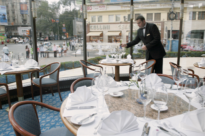MARKETING: Hotelurile de lux sau brandingul pe picior mare