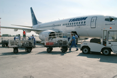 AVIATIE: Politica schimba politica la TAROM - se zboara din nou peste Atlantic