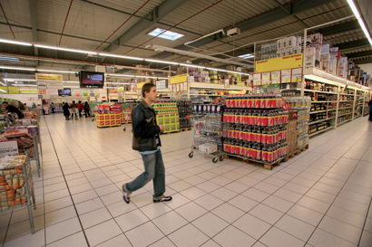 Supermarket-urile pun jos 100 mil. euro