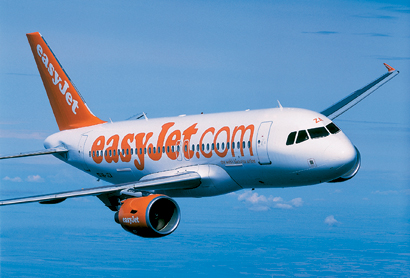 STRATEGIE: Cu numarul 10 pe tricou, easyJet isi ia zborul din septembrie