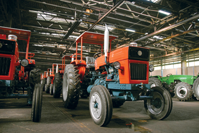 Investitor financiar pentru Tractorul