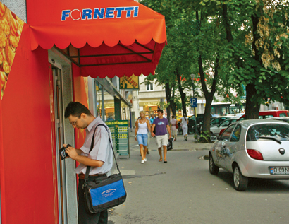 STUDIU DE CAZ: Pateuri mici, profituri mari pentu Fornetti