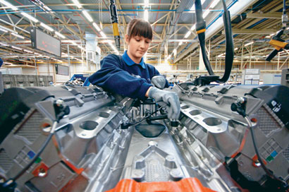 Cum au ajuns sa produca in Romania doi giganti: Renault si Ford