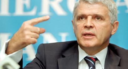Danila pleaca, vine Wimmer
