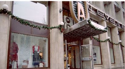 Magazinul Eva, cumparat de greci