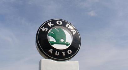 Estul salta Skoda