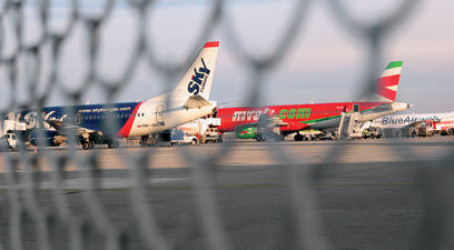 Un aeroport in calea rechinilor