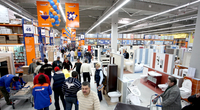 Dedeman vine in Bucuresti cu doua magazine