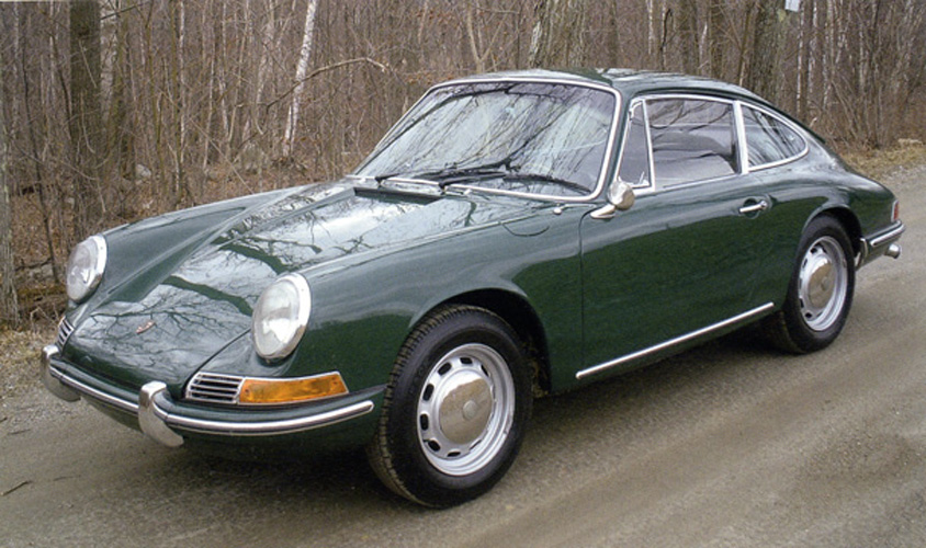 La jumatatea anilor 60, Porsche lanseaza cel mai de succes model al sau, 911, care a devenit un simbol pentru masinile sportive de lux.