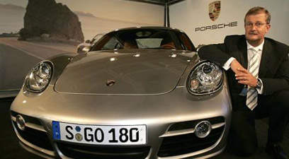 Seful Porsche si-a dat demisia