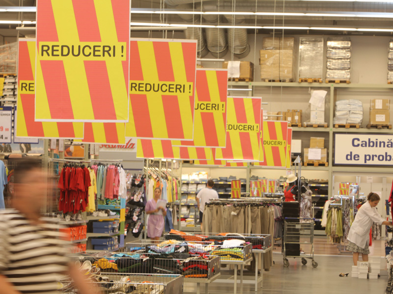 Retailul alimentar, dominat de straini