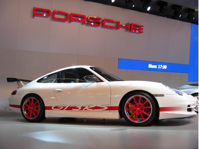 Porsche lanseaza cel mai puternic model 911 - GT3 RS