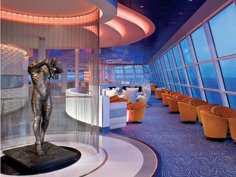 Celebrity Equinox are sase sali in care se pot organiza conferinte sau cocktailuri de pana la 800 de persoane. Segmentul incentives-urilor reprezinta cam 5% din veniturile companiilor de croaziera.  