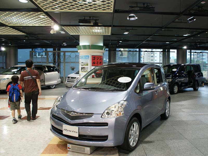 Toyota va renunta la uzina din California