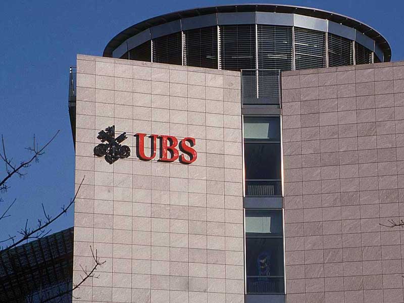 Elvetia obtine profit din vanzarea participatiei de 9% detinute la UBS