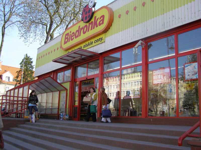 Locul 5 e detinut de retailerul polonez Jeronimo