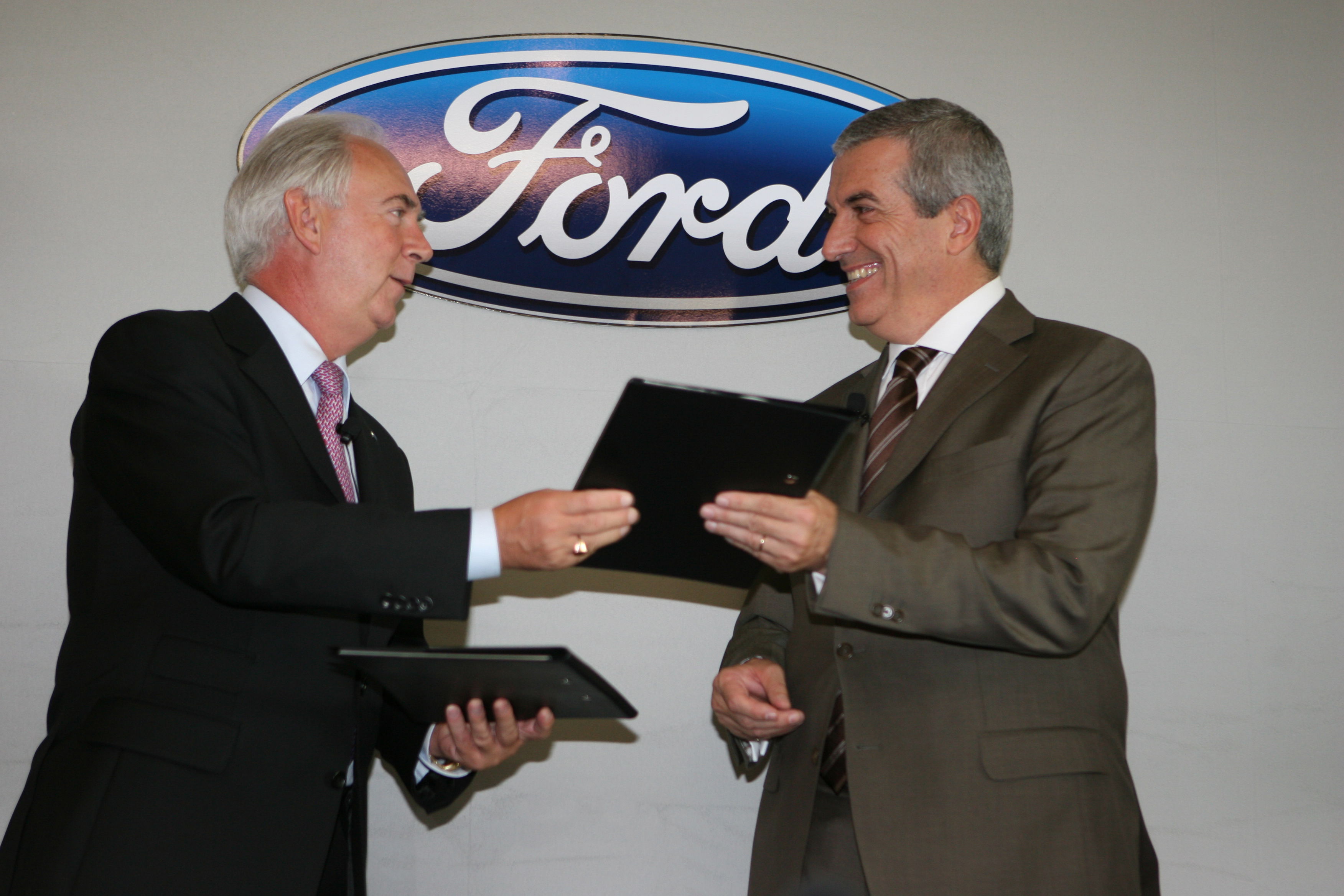 2008 - Ford preia fabrica Oltcit, dupa ce in prealabil statul roman rascumparase actiunile Daewoo