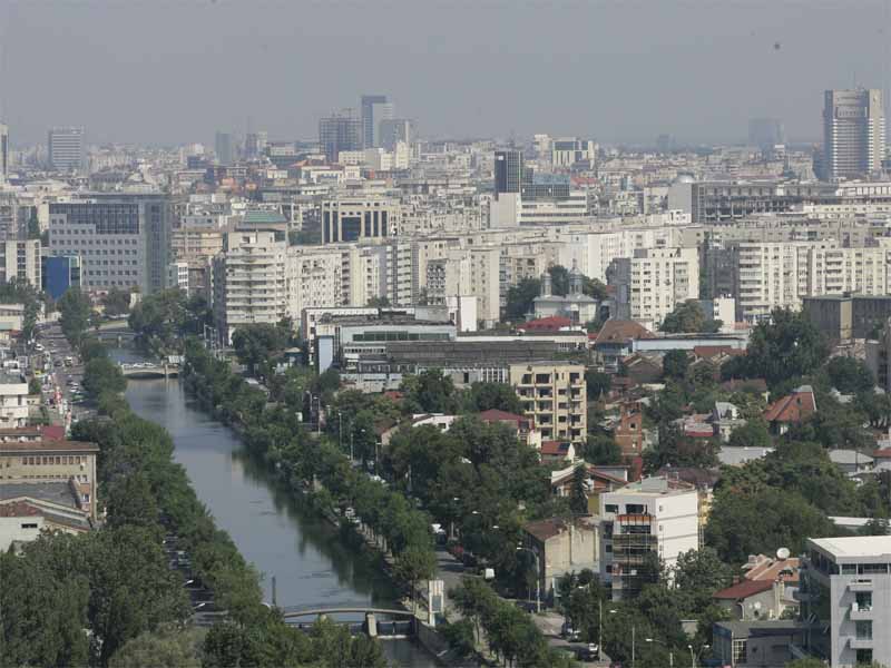 Cel mai inalt bloc din Bucuresti (GALERIE FOTO)