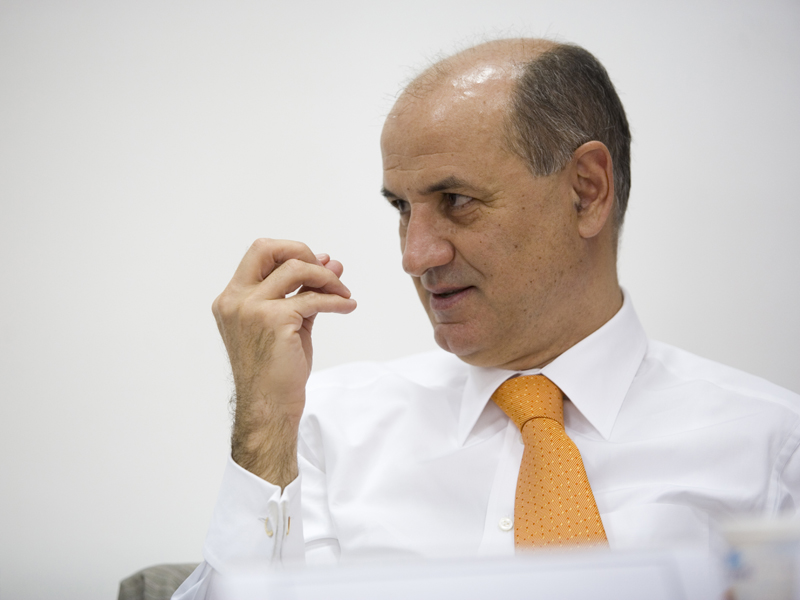 George Copos incepe curatenia de toamna