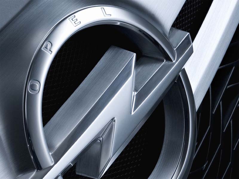Opel s-a vandut catre canadieni si rusi