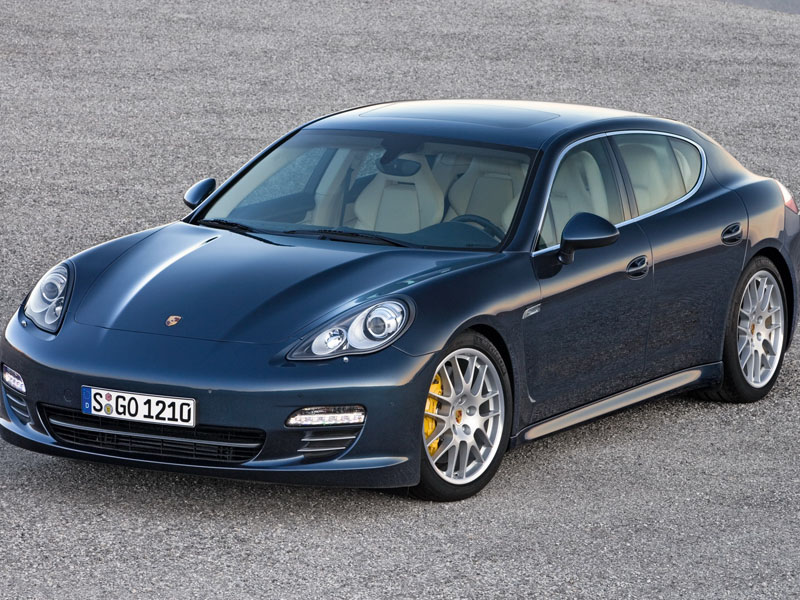 Porsche Panamera acum si in Romania