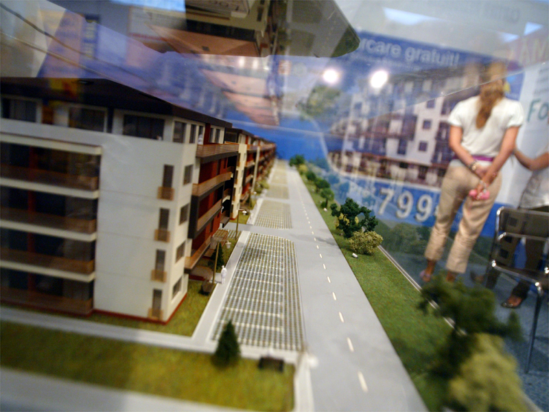 Marele succes al Targului Imobiliar: o garsoniera vanduta la licitatie