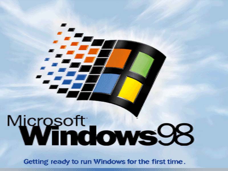 WINDOWS 98: iunie 1998; procesor Pentium; memorie - 24 MB, 350 MB liberi pe HDD, placa video SVGA, pret mediu desktop - 1.619 USD 