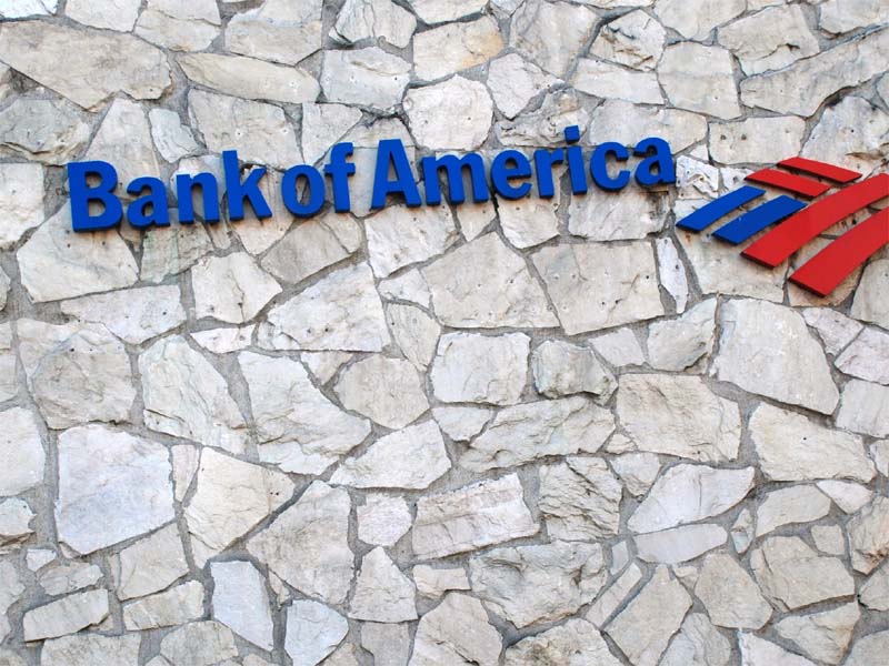 Bank of America raporteaza pierderi de 1 miliard dolari pentru T3