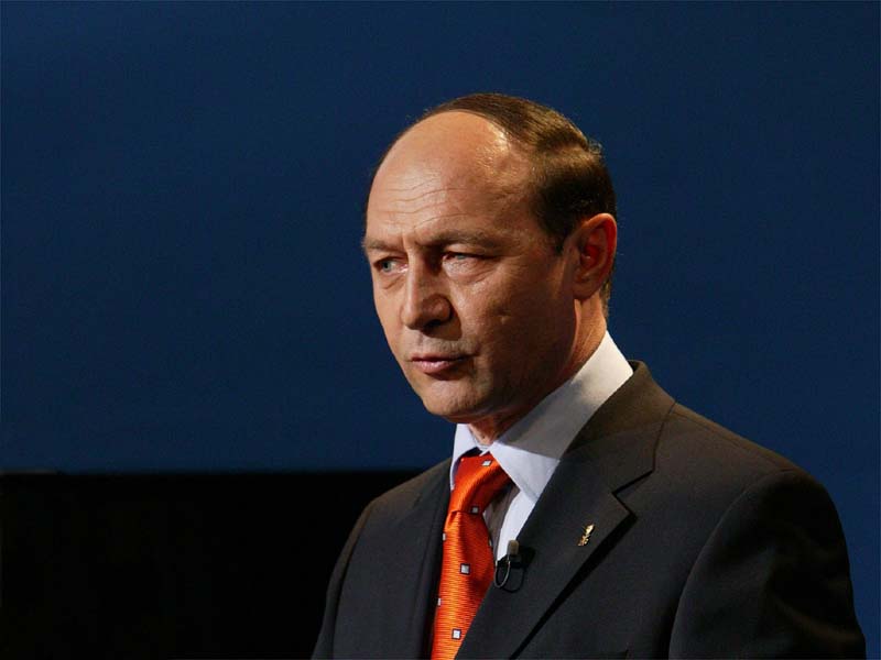 Ce taxe cresc in 2010. Basescu: „Prefer cresterea TVA“