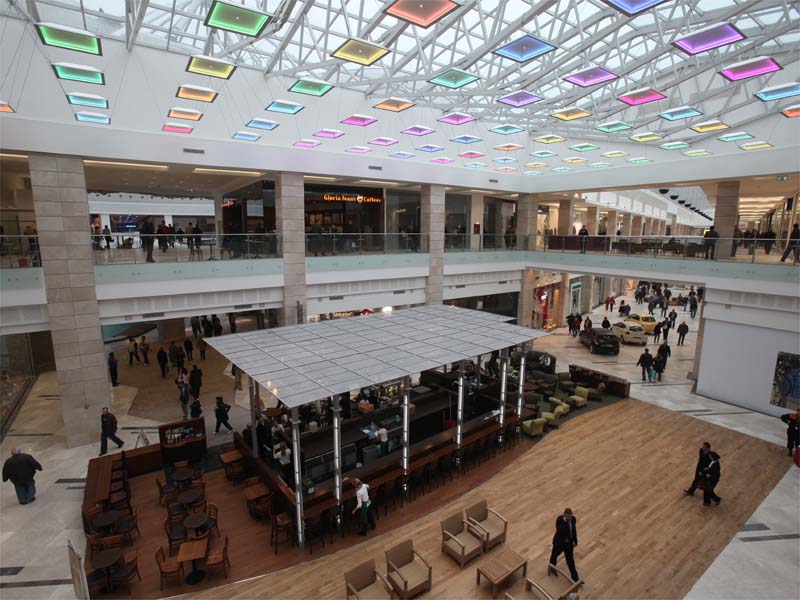 Cum arata cel mai mare mall din Romania