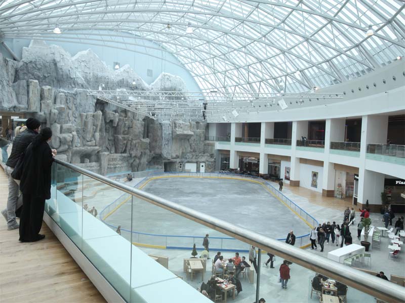 Cum arata cel mai mare mall din Romania