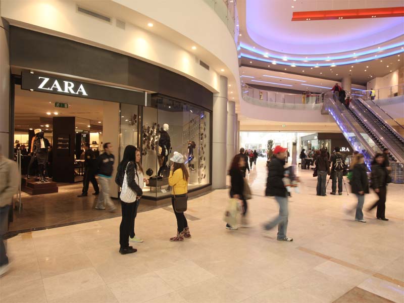 Cum arata cel mai mare mall din Romania