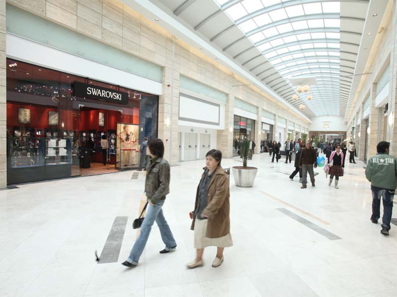 Cum arata cel mai mare mall din Romania
