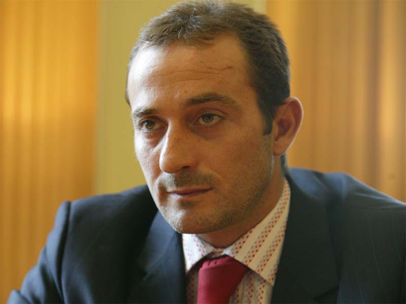 Mazare: PSD nu ar trebui sa sustina motiunea de cenzura