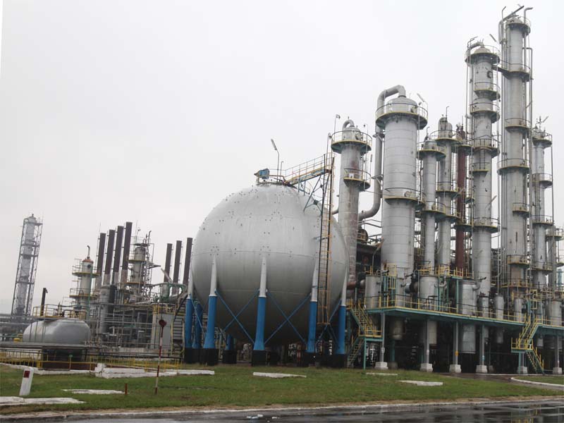 Revenirea ultimului colos industrial romanesc
