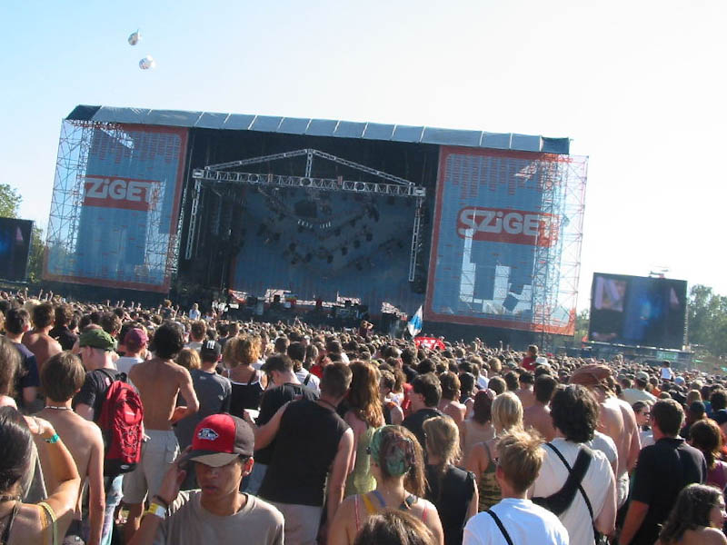 Sziget (Budapesta, Ungaria) a intrat in ultimii ani pe lista festivalurilor muzicale la care trebuie sa ajungi.