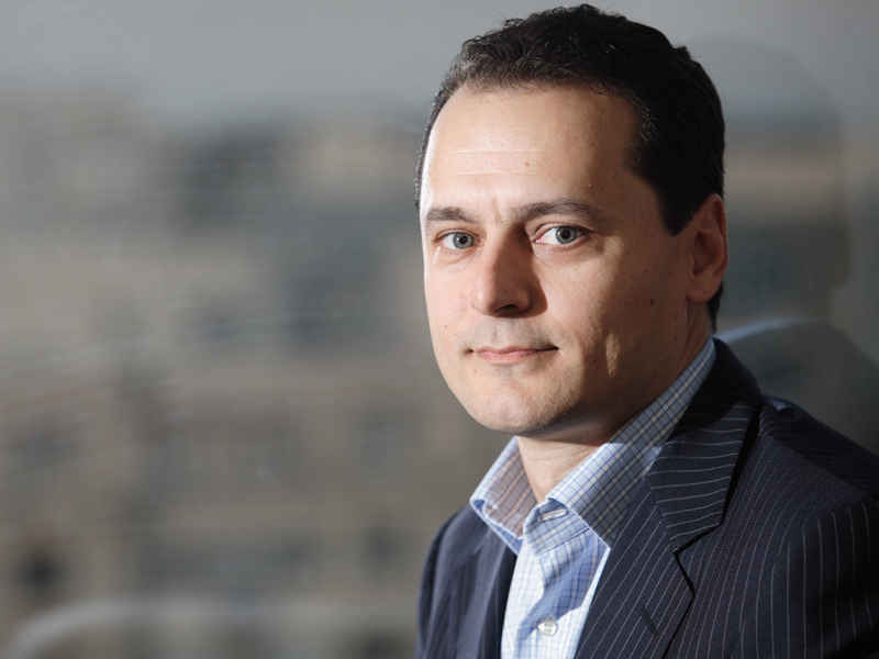 MARIUS GHENEA: Cel mai activ investitor online, omul de afaceri s-a concentrat pe afacerile din domeniul comertului online. 
