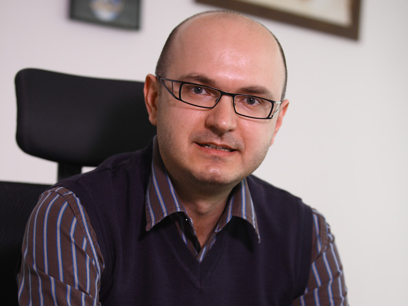 ORLANDO NICOARA: Unul dintre pionierii internetului romanesc, Nicoara este si antreprenor, si manager, si investitor. 