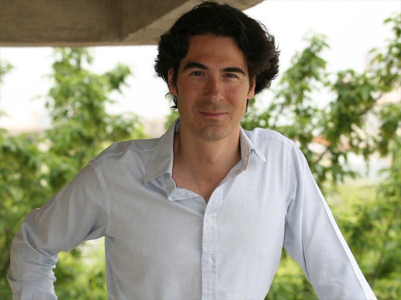 ALEXIS BONTE: Dupa ce a dat lovitura cu LastMinute.com, antreprenorul francez a luat rolul de investitor in internetul romanesc, fiind implicat in Trilulilu si eRepublik 