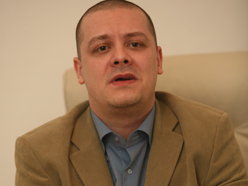 CATALIN GARMACEA: Impreuna cu Bogdan Gheorghe, a avut ideea infiintarii Softpedia.com, la ora actuala o importanta biblioteca de software la nivel mondial. 