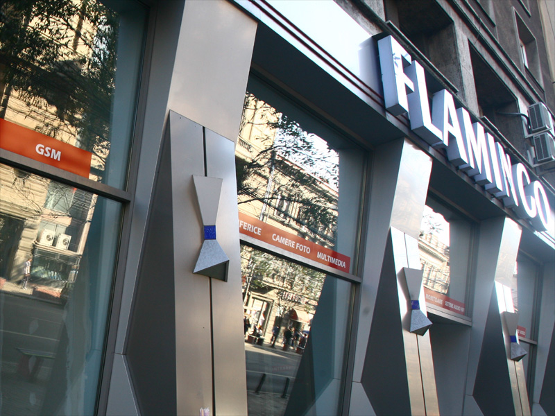 Flamingo a vandut electrocasnice de 19 milioane de euro in T3