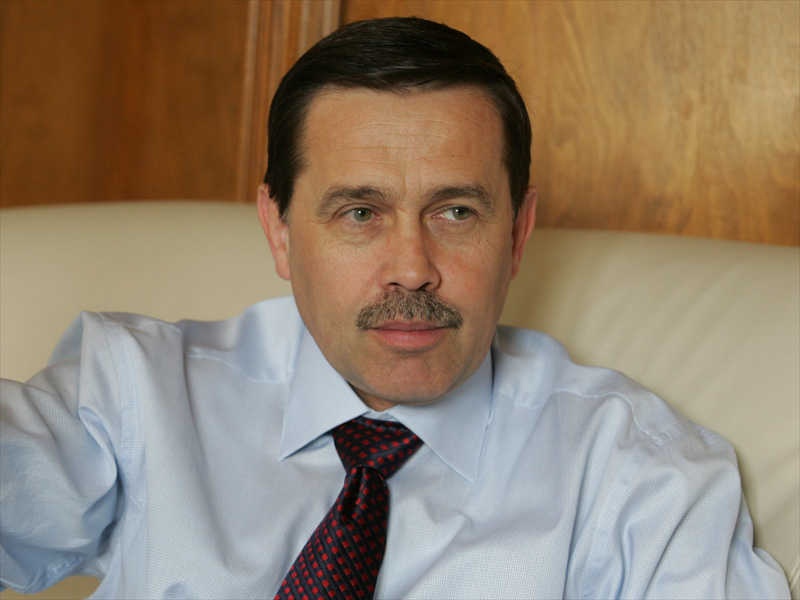 Bancherii s-au inghesuit sa crediteze statul cu 1,4 mld. €.