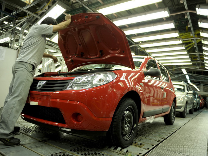 Dacia se mentine numarul 1 la crestere in Franta