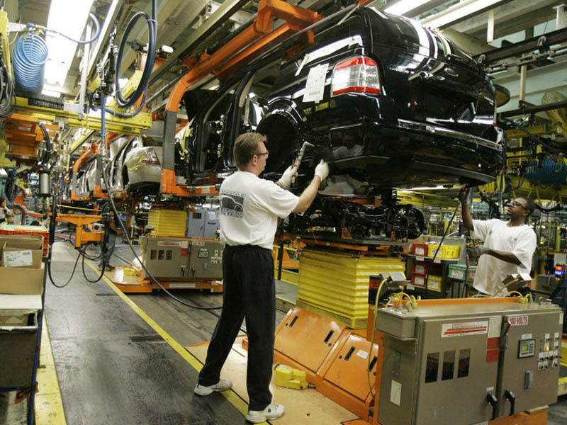 Ford a propus planuri de disponibilizare voluntara pentru 41.000 de angajati